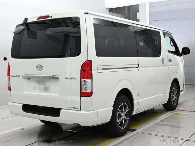 2015 Toyota Regiusace Van
