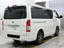 2015 Toyota Regiusace Van