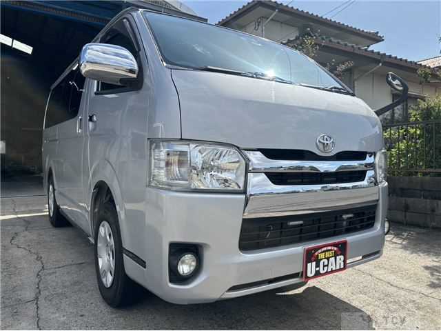 2015 Toyota Regiusace Van