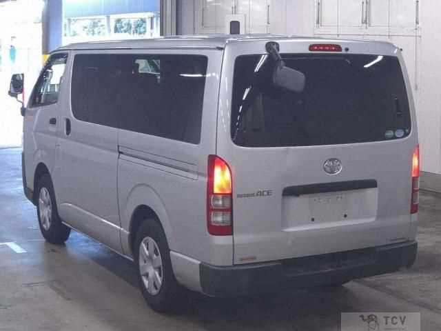 2016 Toyota Regiusace Van