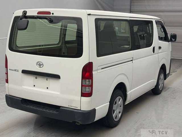 2017 Toyota Regiusace Van