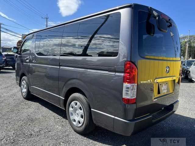 2019 Toyota Regiusace Van