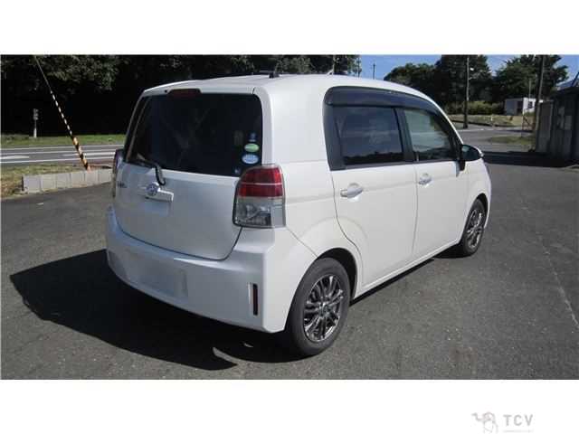 2012 Toyota SPADE