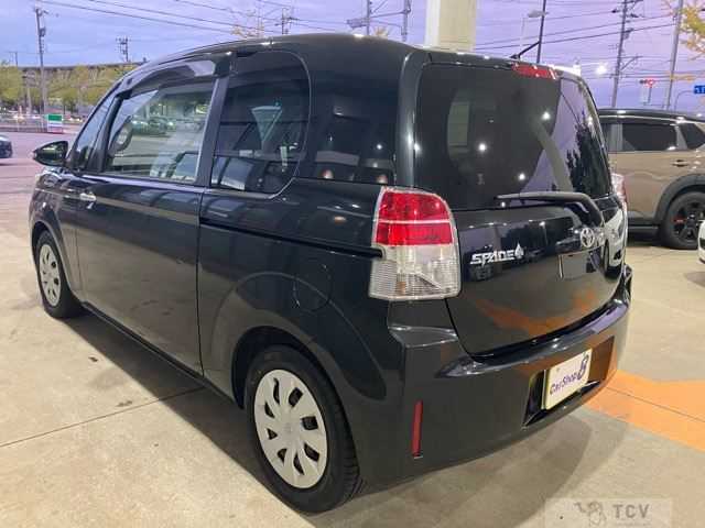 2013 Toyota SPADE