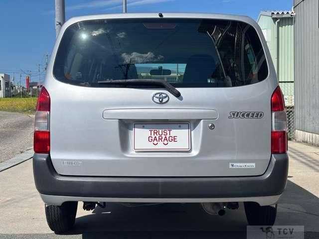 2016 Toyota Succeed Van
