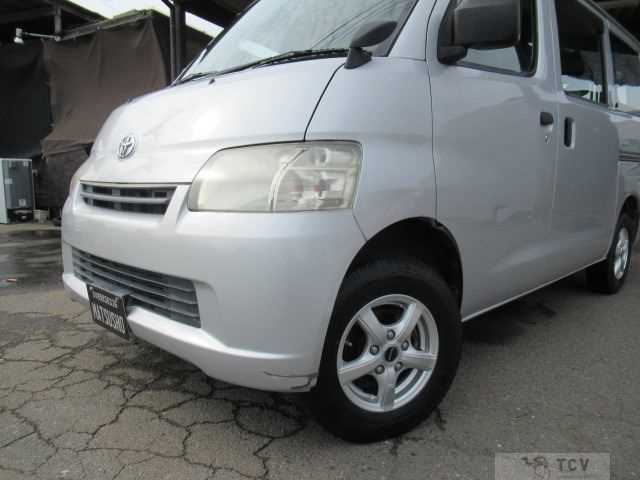 2011 Toyota Townace Van