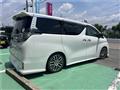 2015 Toyota Vellfire