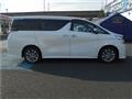 2017 Toyota Vellfire