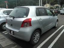 2005 Toyota Vitz