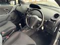 2005 Toyota Vitz