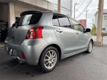 2005 Toyota Vitz