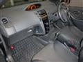 2006 Toyota Vitz
