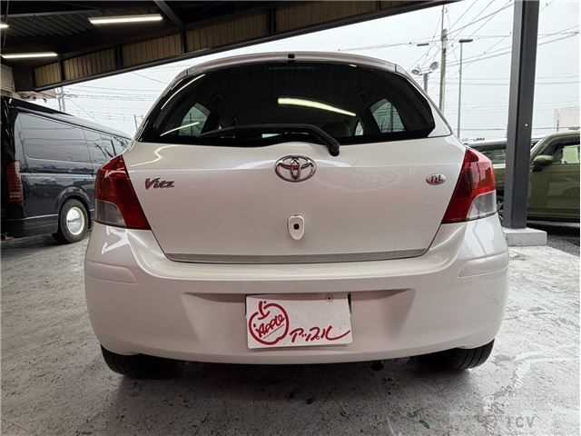 2009 Toyota Vitz