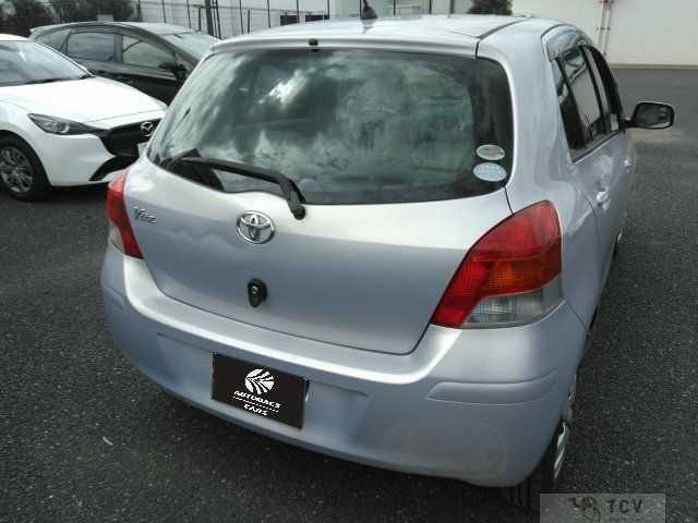 2009 Toyota Vitz