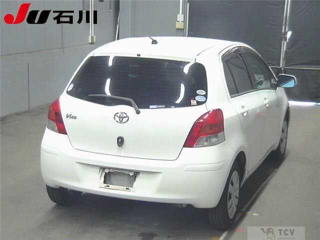 2011 Toyota Vitz