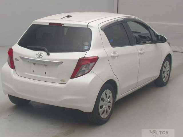 2011 Toyota Vitz