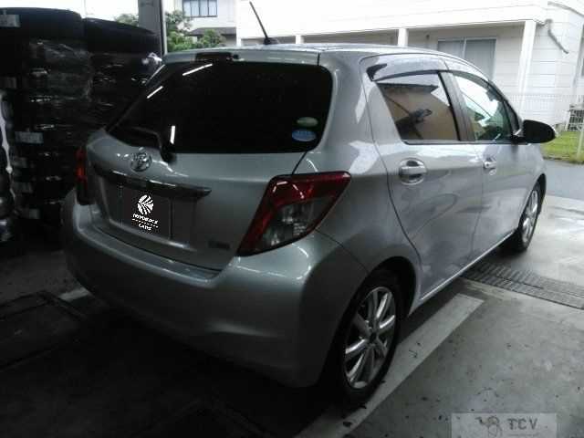 2011 Toyota Vitz