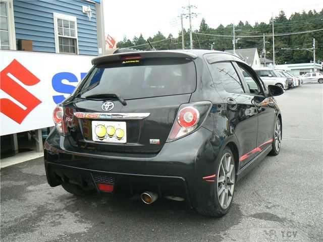 2012 Toyota Vitz