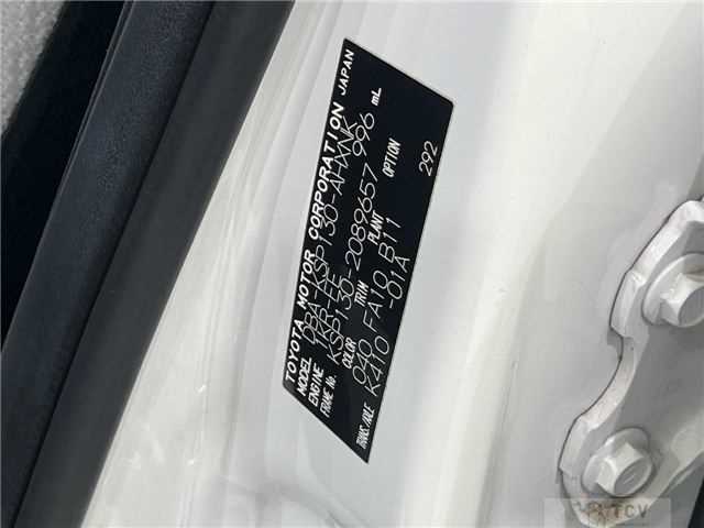 2013 Toyota Vitz