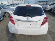 2015 Toyota Vitz