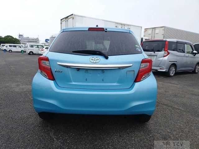 2015 Toyota Vitz