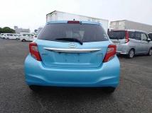2015 Toyota Vitz