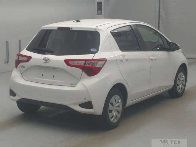 2017 Toyota Vitz