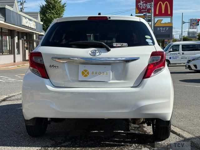 2017 Toyota Vitz
