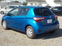 2017 Toyota Vitz