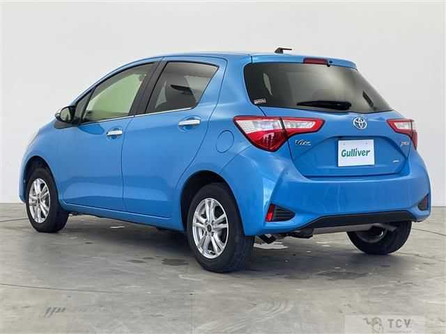 2017 Toyota Vitz