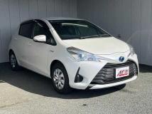 2017 Toyota Vitz