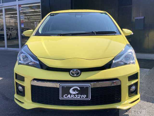2017 Toyota Vitz
