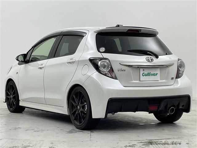2017 Toyota Vitz