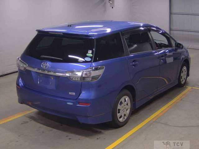 2013 Toyota Wish