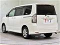2007 Toyota Voxy