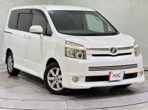 2007 Toyota Voxy