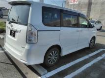 2008 Toyota Voxy