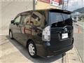 2010 Toyota Voxy