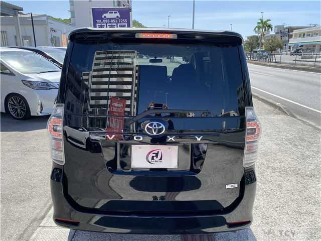 2010 Toyota Voxy