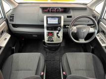 2011 Toyota Voxy