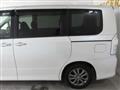 2011 Toyota Voxy