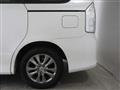 2011 Toyota Voxy