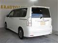 2011 Toyota Voxy