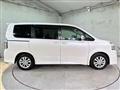 2011 Toyota Voxy