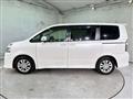 2011 Toyota Voxy