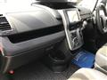 2013 Toyota Voxy