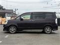 2013 Toyota Voxy