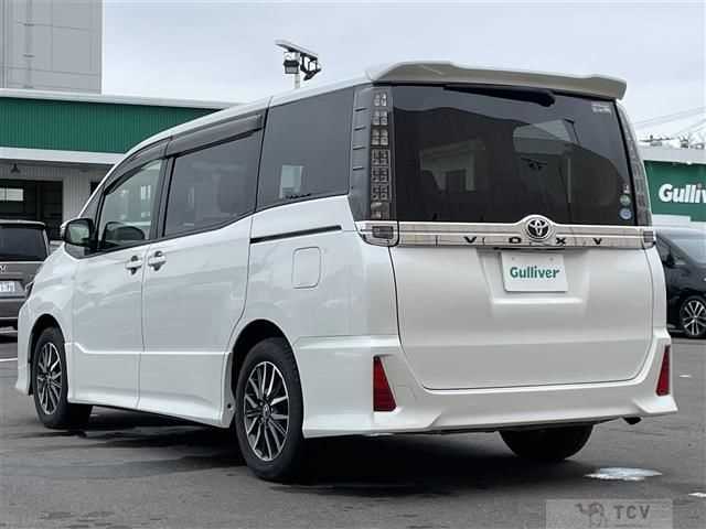 2014 Toyota Voxy
