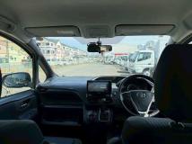 2015 Toyota Voxy