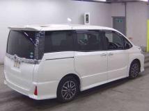 2015 Toyota Voxy